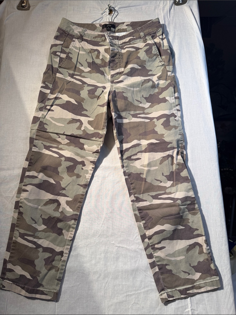 J. Crew  Women’s size 8 Cargo Pants in Green Camo